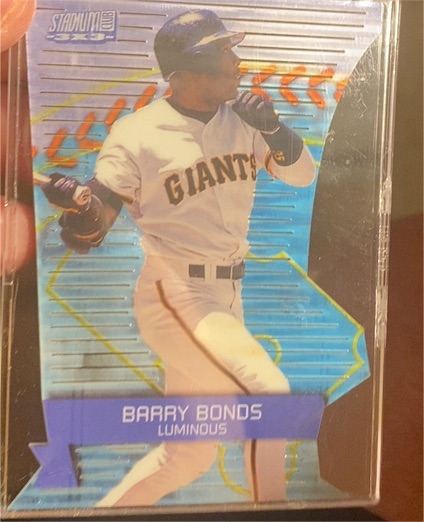 2000 Topps Stadium Club 3x3 #7A Barry Bonds Luminous — front