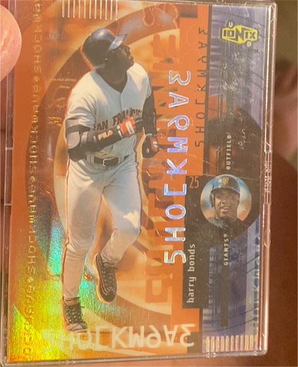 2000 Upper Deck Ionix Shockwave #S6 Barry Bonds — front