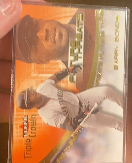 2001 Fleer Triple Crown Future Threats #FT8 Barry Bonds — front