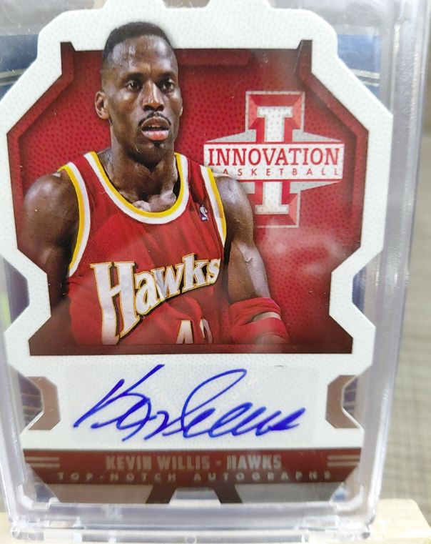 2013-14 Panini Innovation Top Notch Autographs #4 Kevin Willis — front