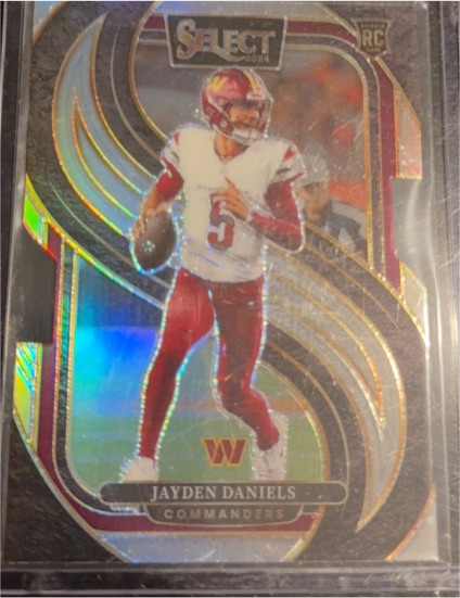 2024 Panini Select Premier Level #112 Jayden Daniels — front