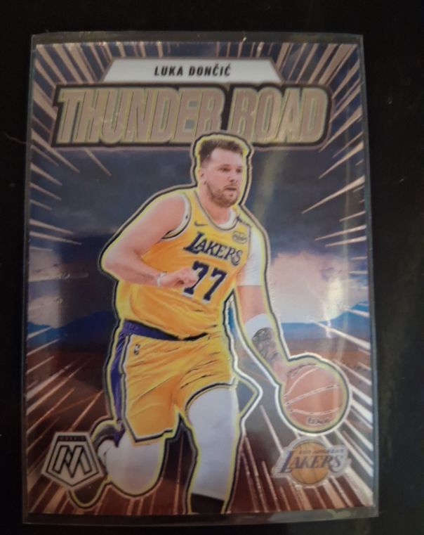 2024-25 Panini Mosaic Thunder Road Luka Doncic — front