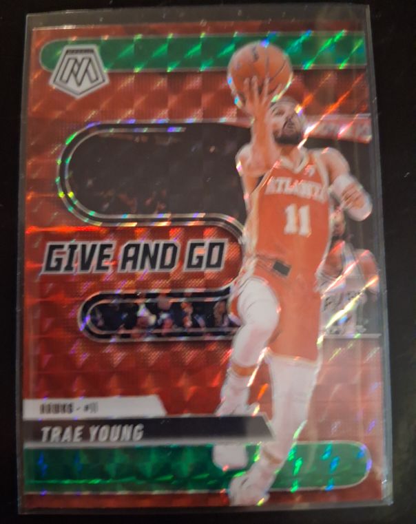 2024-25 Panini Mosaic Basketball #8 Trae Young — front
