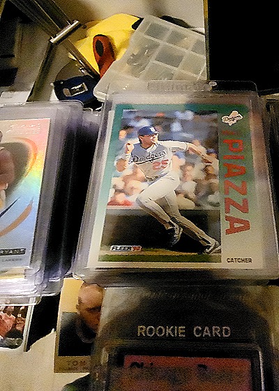 1992 Fleer Update #U-92 Mike Piazza Rookie Card — front
