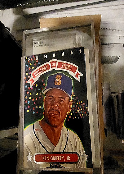1992 Donruss Triple Play Gallery of Stars #GS-8 Ken Griffey Jr. — front