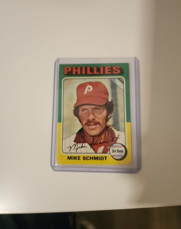 1975 Topps #70 Mike Schmidt — front