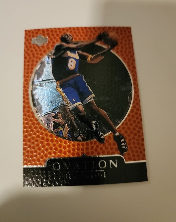 1998-99 Upper Deck Ovation #29 Kobe Bryant — front
