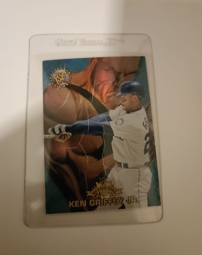 1996 Topps Stadium Club Megaheroes #MH2 Ken Griffey Jr. — front