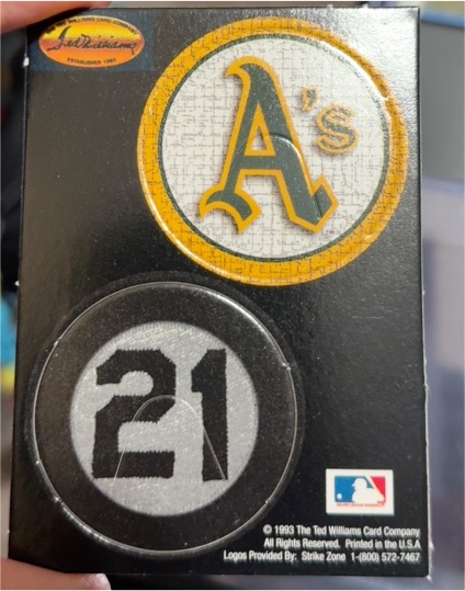 1993 Ted Williams Card Company #21 Roberto Clemente Oakland Athletics — front