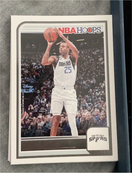 2023-24 Panini NBA Hoops #198 Reggie Bullock — front