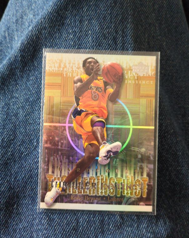 2000-01 Upper Deck Hardcourt Thriller Instinct #TI8 Kobe Bryant — front
