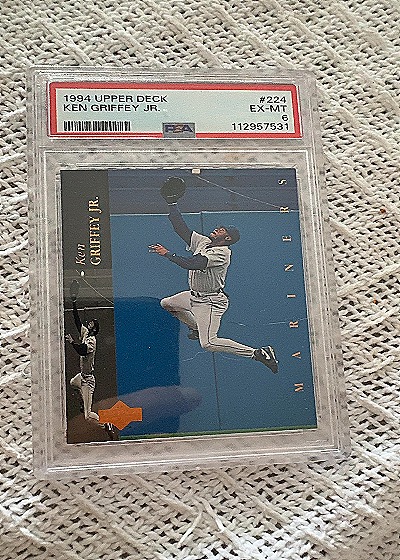 1994 Upper Deck #224 Ken Griffey Jr. — front