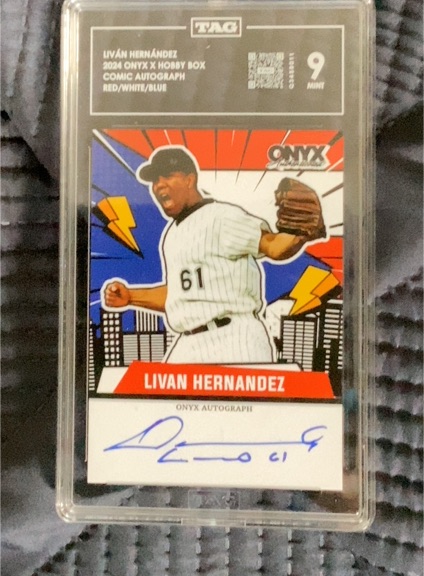 2024 Onyx Hobby Box #Livan Hernandez Comic Autograph Red/White/Blue — front