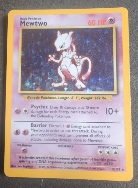 1999 Pokémon #10 Mewtwo — front