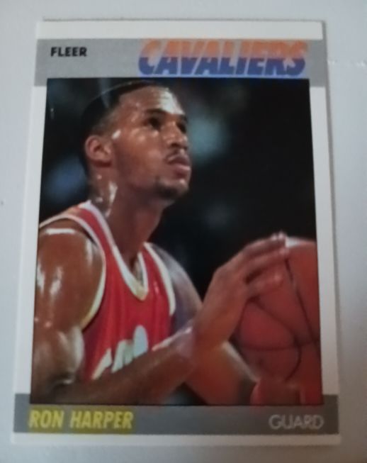 1987 Fleer #49 Ron Harper — front