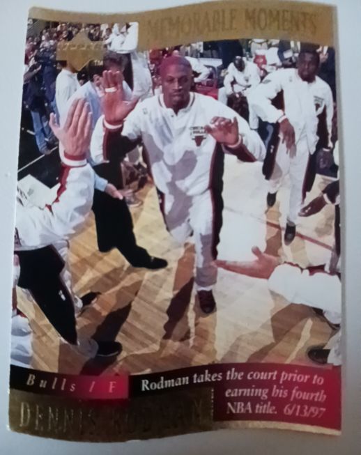 1997-98 Upper Deck Collector's Choice #10 Dennis Rodman Memorable Moments — front