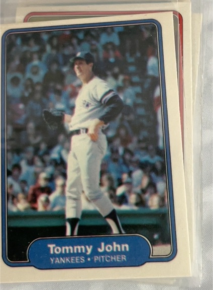 1982 Fleer #40 Tommy John — front