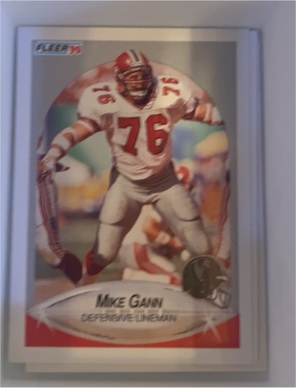 1990 Fleer #377 Mike Gann — front
