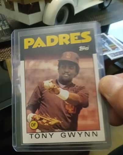 1986 Topps #10 Tony Gwynn — front