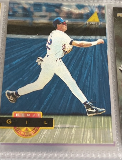 1994 Pinnacle #194 Benji Gil — front