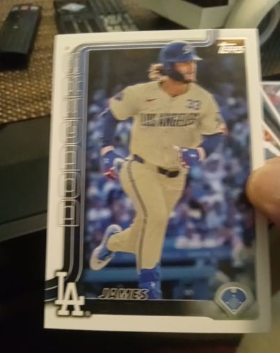2025 Topps Series 2 #unknown James — front