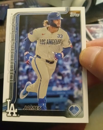 2025 Topps Series 2 #683 James Outman — front