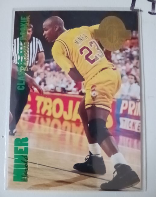 1993 Classic Four Sport #319 Harold Miner — front