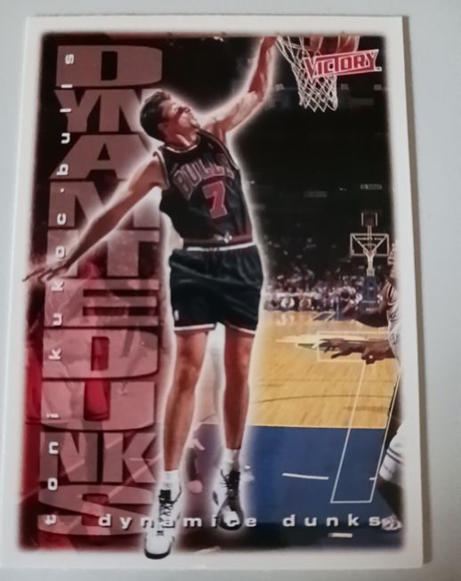 1999-00 Upper Deck Victory #305 Toni Kukoc — front