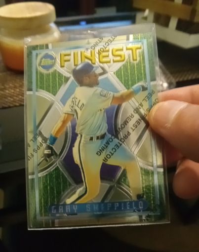 1995 Topps Finest #123 Gary Sheffield — front