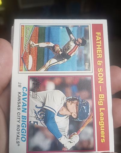 2025 Topps Heritage #68 Craig Biggio, Cavan Biggio Father & Son — front