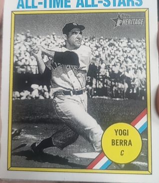 2025 Topps Heritage #344 Yogi Berra — front