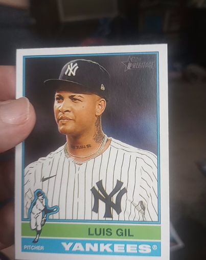 2025 Topps Heritage #142 Luis Gil — front
