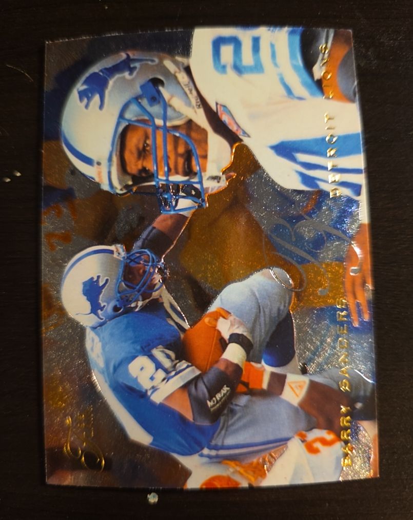 1995 Fleer Flair #70 Barry Sanders — front