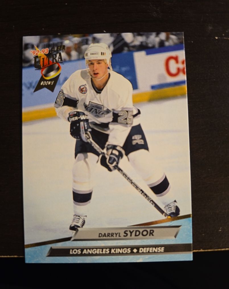 1992-93 Fleer Ultra #300 Darryl Sydor — front