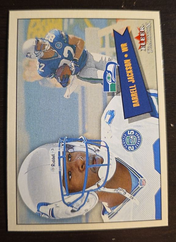 2001 Fleer Tradition #4 Darrell Jackson — front