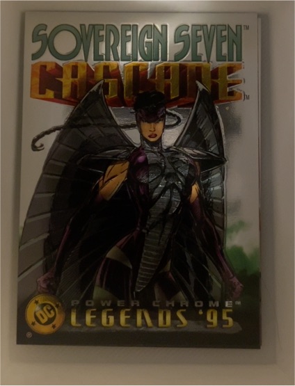 1995 SkyBox DC Legends Power Chrome #142 Cascade — front