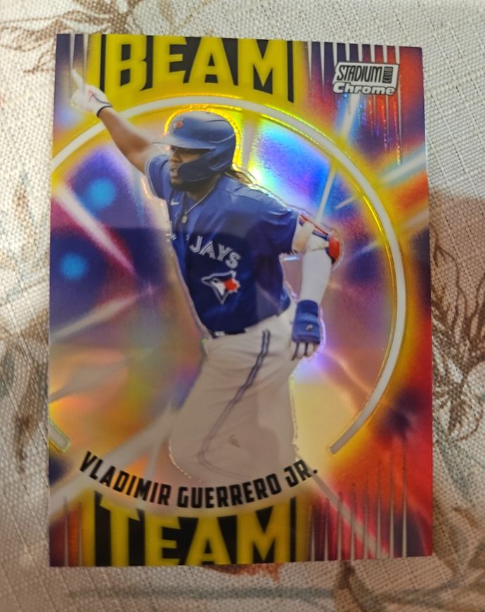 2022 Topps Stadium Club Chrome Beam Team #BT-15 Vladimir Guerrero Jr. — front