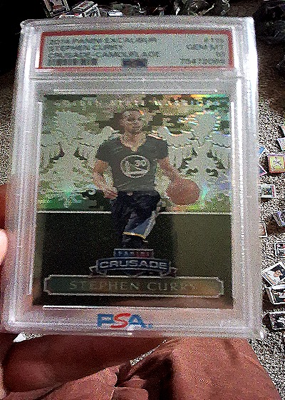 2021 Panini Crusade #CR-1 Stephen Curry — front