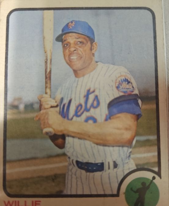 1973 Topps #305 Willie Mays — front