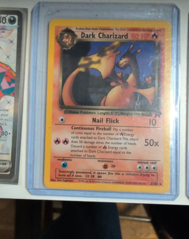 2000 Pokemon Team Rocket #21 Dark Charizard — front