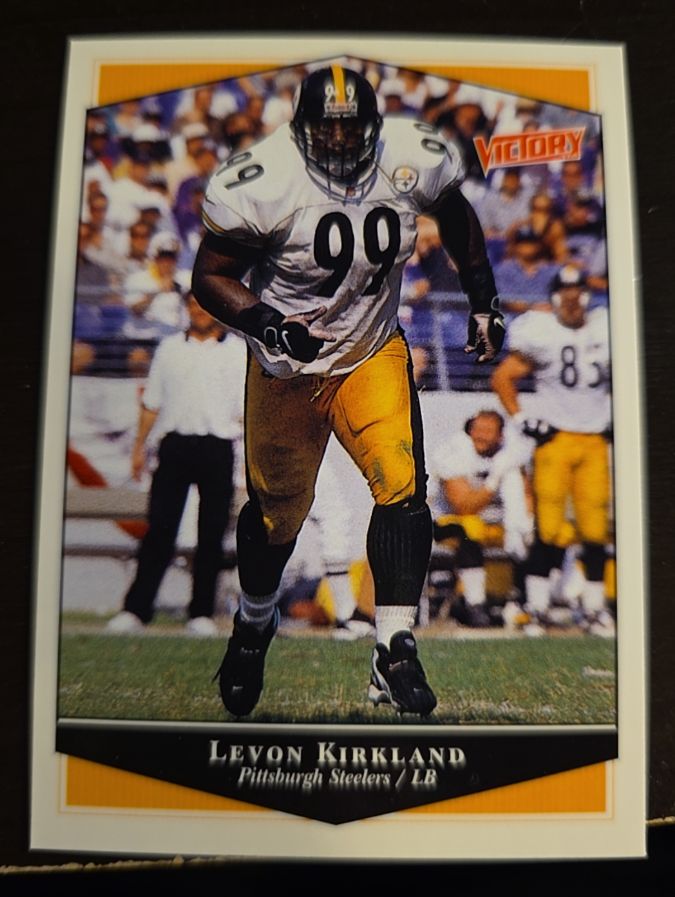 1999 Upper Deck Victory #214 Levon Kirkland — front