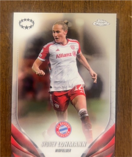 2023-24 Topps Chrome UEFA Women's #99 Sydney Lohmann — front