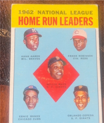 1963 Topps #3 1962 National League Home Run Leaders Willie Mays/Hank Aaron/Frank Robinson/Ernie Banks/Orlando Cepeda — front