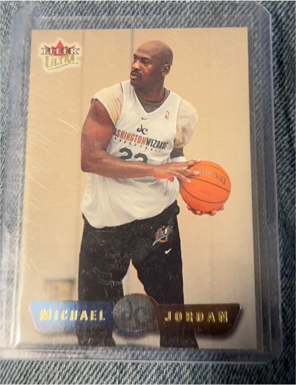 2001-02 Fleer Ultra #102 Michael Jordan — front