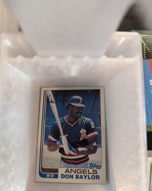 1989 Topps #230 Don Baylor — front
