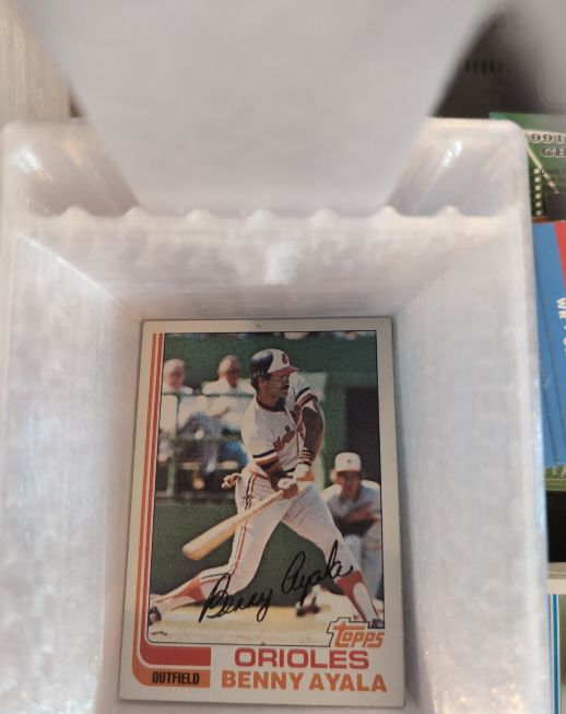 1981 Topps #400 Benny Ayala — front
