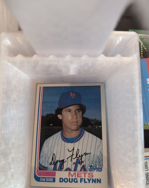 1981 Topps #32 Doug Flynn — front