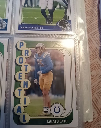2024 Panini Score #22 Laiatu Latu — front