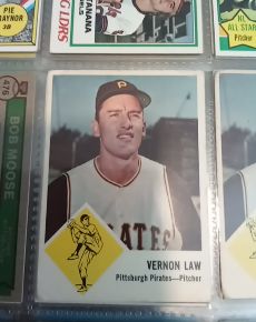 1963 Fleer #58 Vernon Law — front