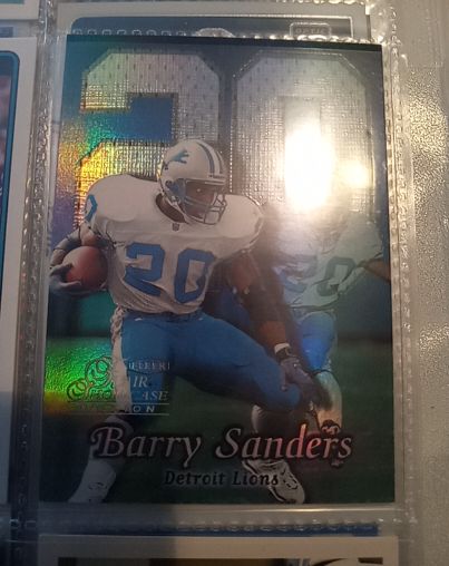 1999 Fleer Showcase #20 Barry Sanders — front